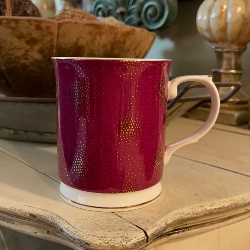 Grace’s Teaware Mug, Magenta/Fuschia and Gold